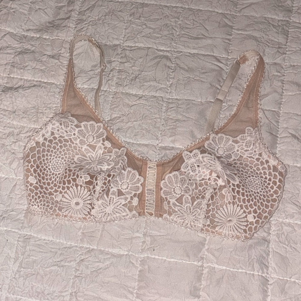 Victoria's Secret Floral Lace Bralette - Cream